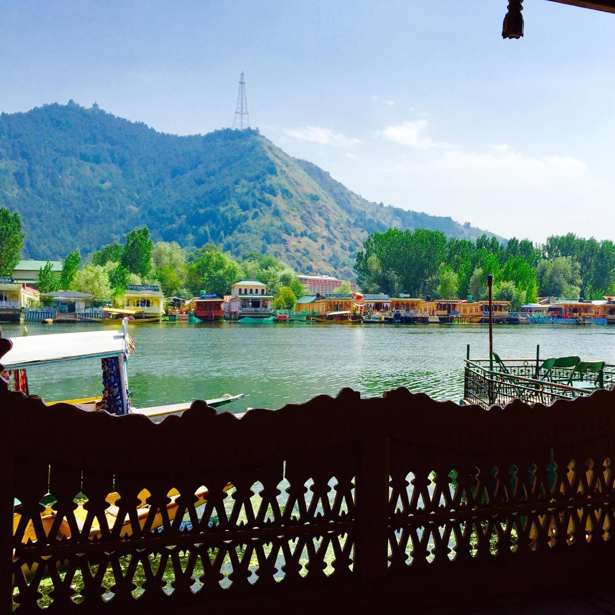 New Sea Palace Houseboats Srīnagar المظهر الخارجي الصورة