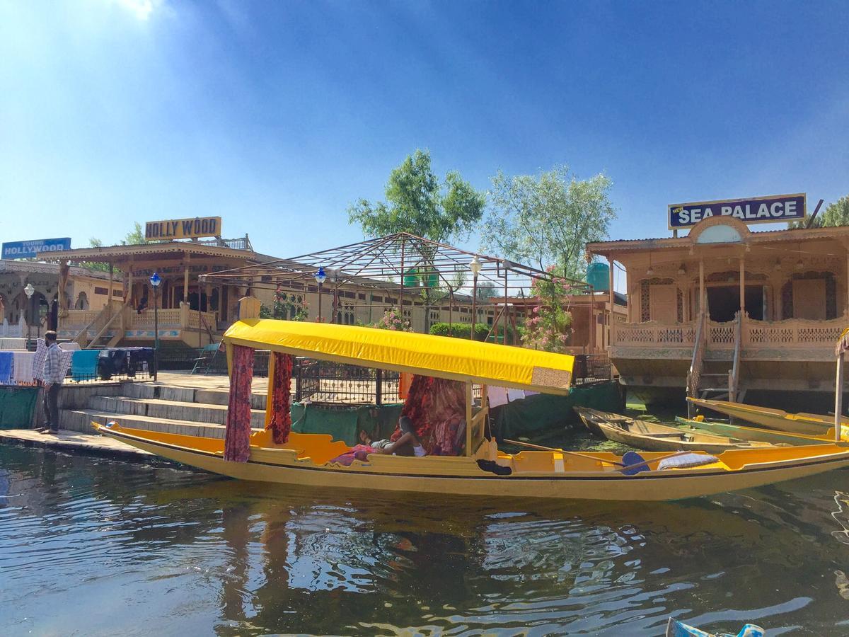 New Sea Palace Houseboats Srīnagar المظهر الخارجي الصورة
